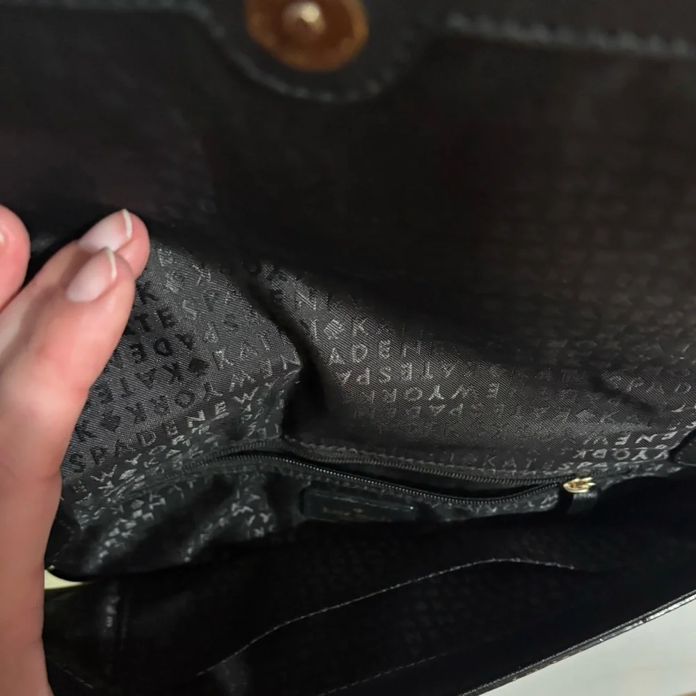 Kate Spade Black Crossbody Bag in Excellent Condition - Picture 3 of 5